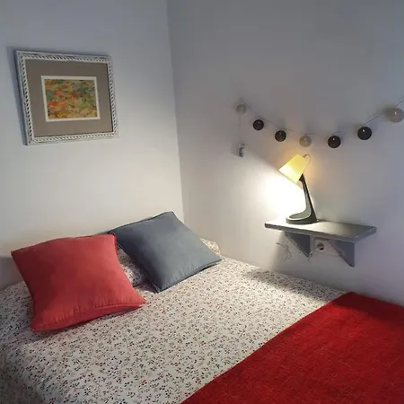 Casco Historico- Vivienda De 2 Con Parking *